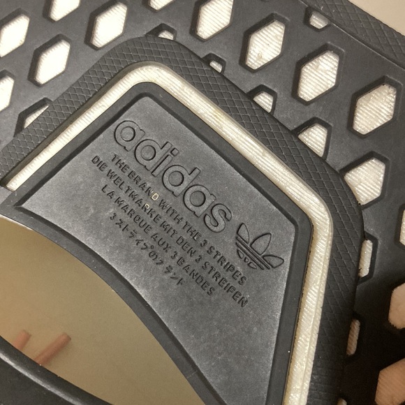 Adidas NMD_R1 Sneakers - Picture 11 of 11